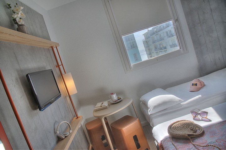 Room 29 of 66