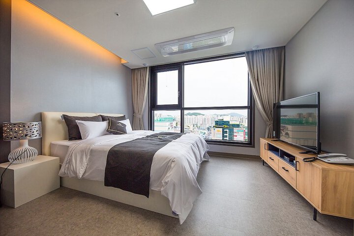 Room 19 of 65