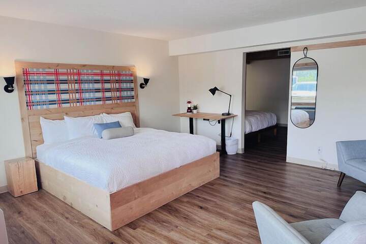 Room 54 of 103