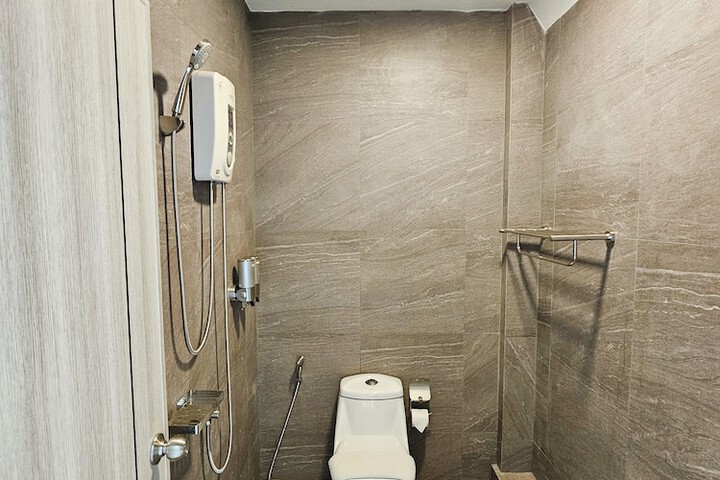 Room 26 of 40
