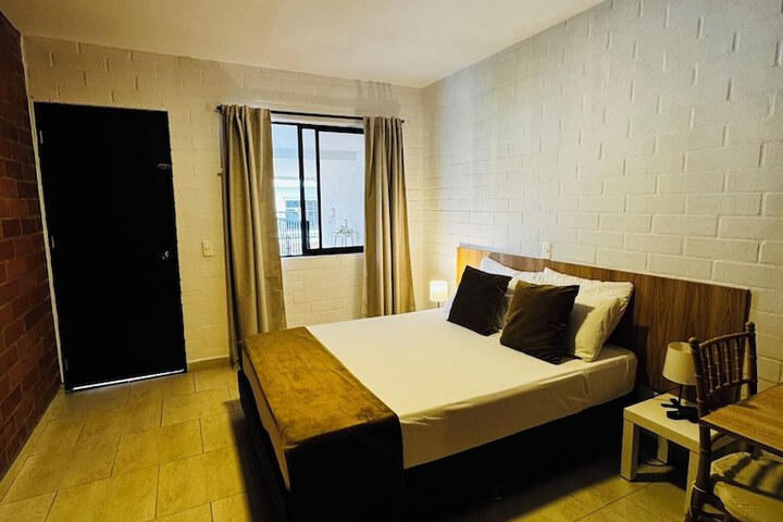 Room 30 of 94