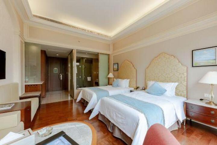 the Palm Beach Hotel