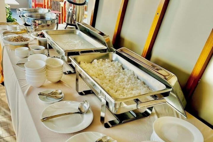 Dining 52 of 72