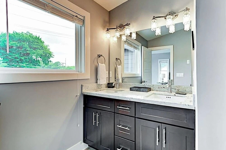 Photo of Gorgeous NEW Luxury Home in Nashville 3BD 2.5 BA