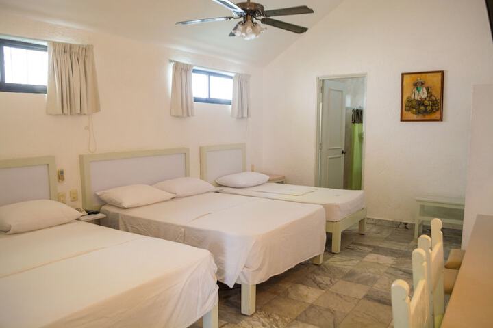 Room 14 of 42
