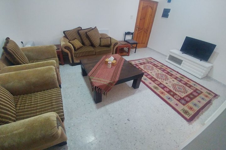 Room 16 of 46
