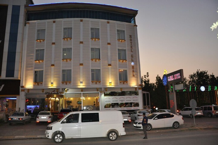 Hotel 30 of 33