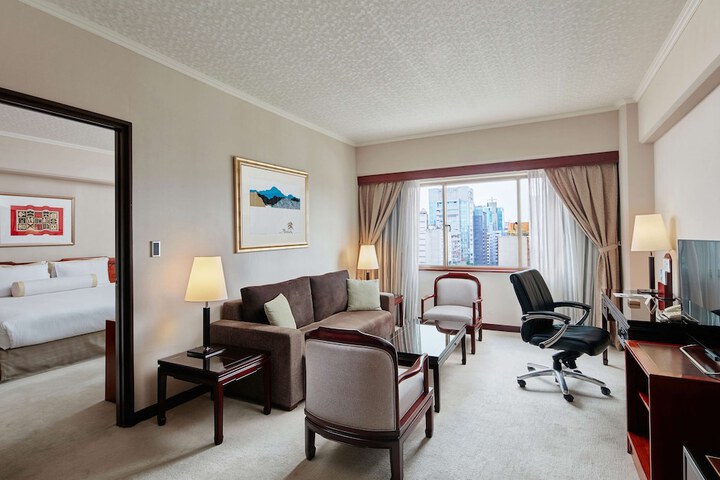 Room 26 of 52
