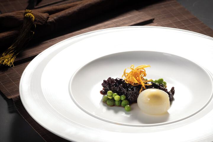 Dining 57 of 102