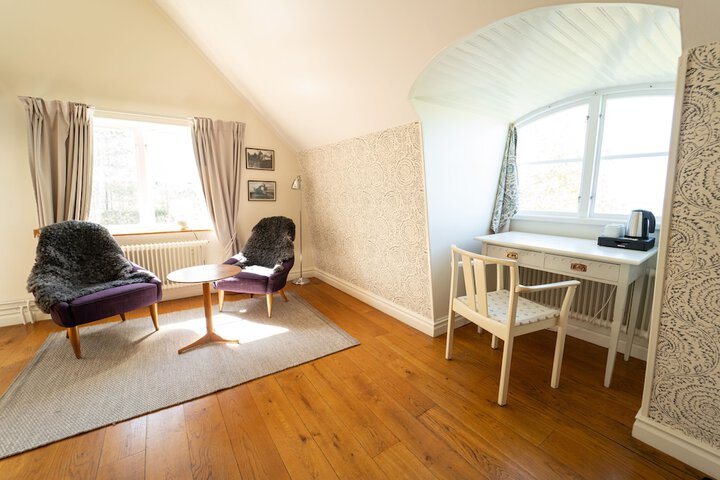 Room 13 of 54