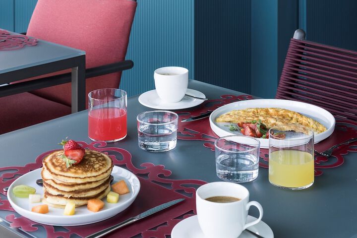 Breakfast/Coffee Service 57 of 69