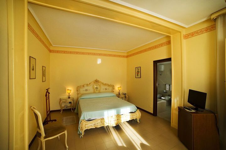 Room 18 of 67