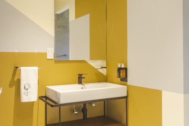 Room 40 of 42