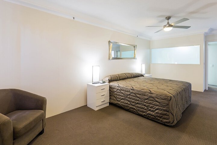 Room 12 of 129