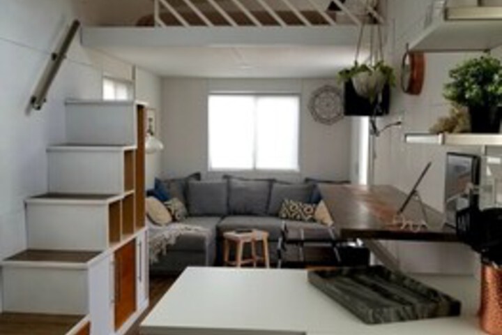 Room 160 of 204