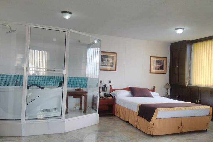 Room 12 of 17