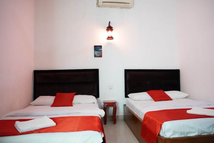 Room 21 of 48