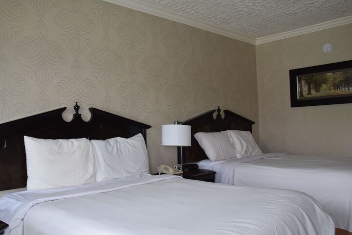 Room 3 of 12
