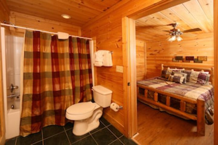 Room 4 of 129