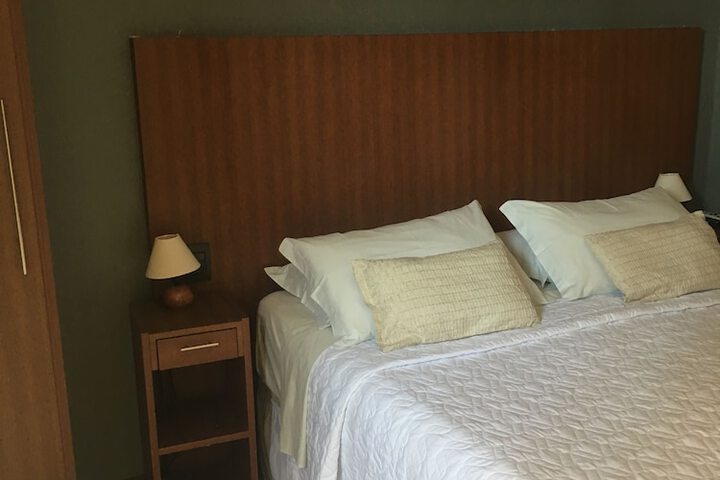 Room 6 of 50