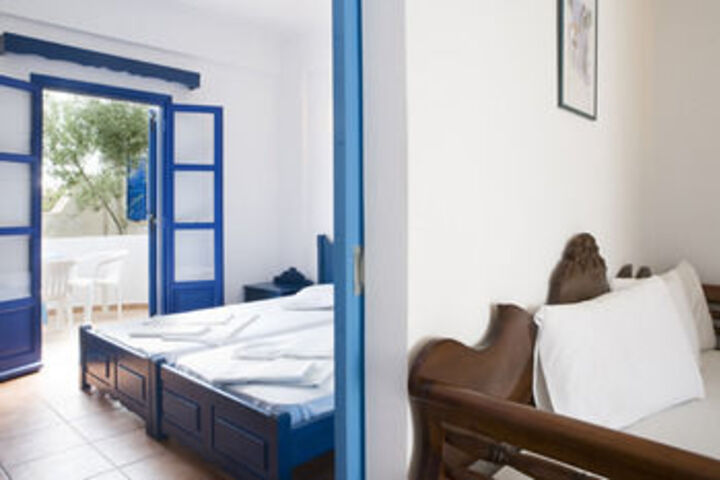 Room 7 of 25