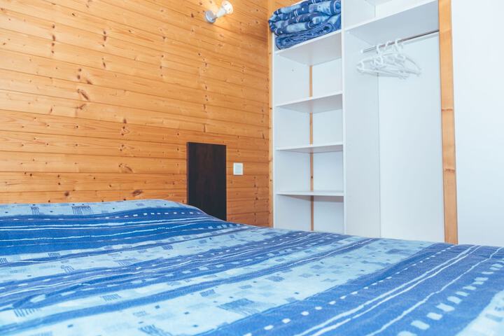 Room 2 of 23
