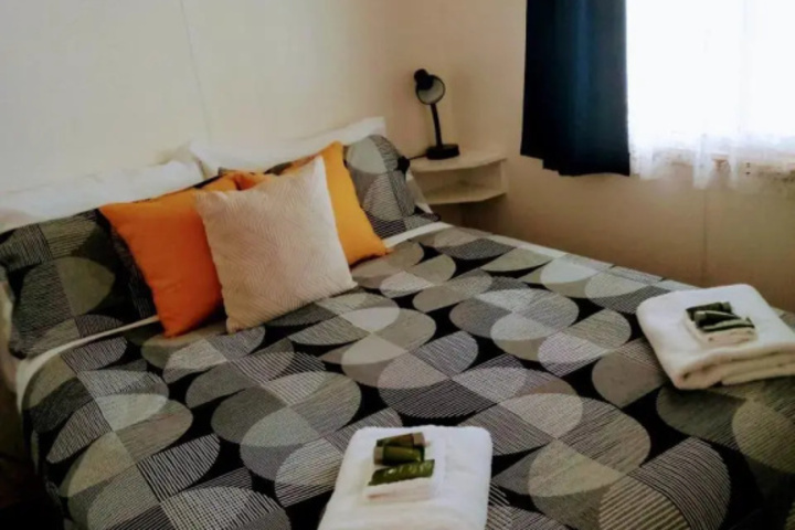 Room 3 of 11