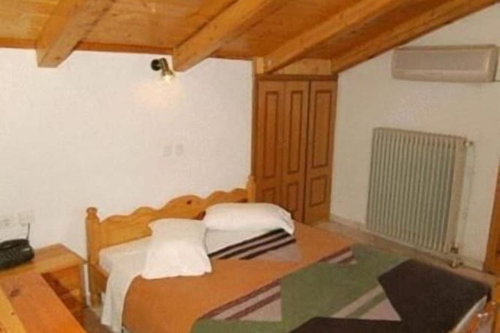 Room 21 of 57