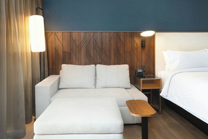 Room 19 of 75