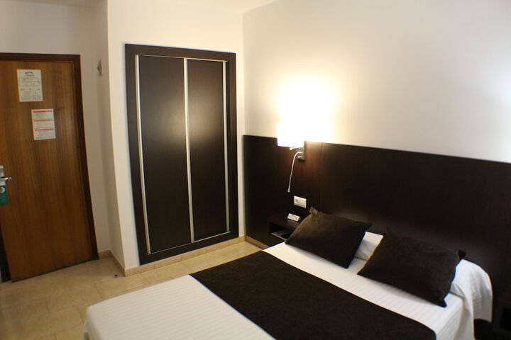 Room 20 of 35