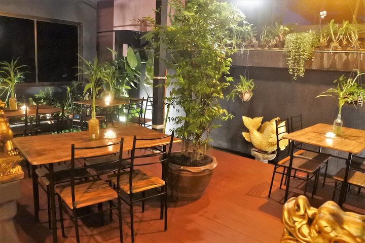 Dining 80 of 92