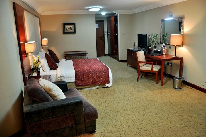 Room 15 of 43