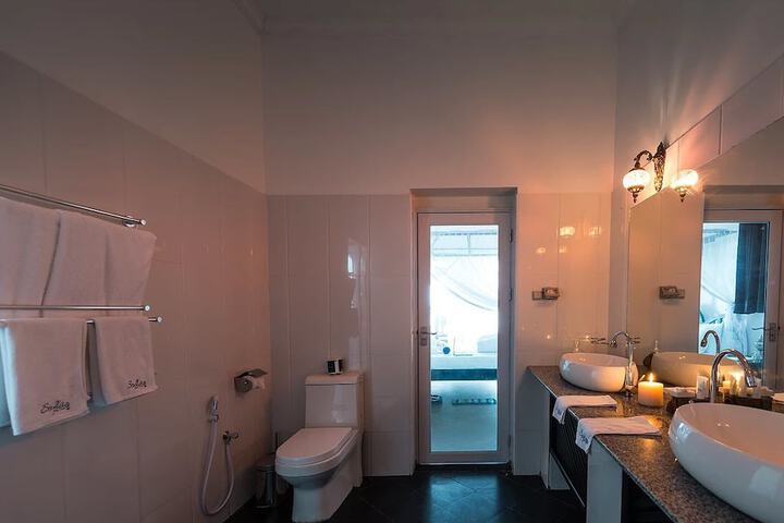 Room 30 of 57