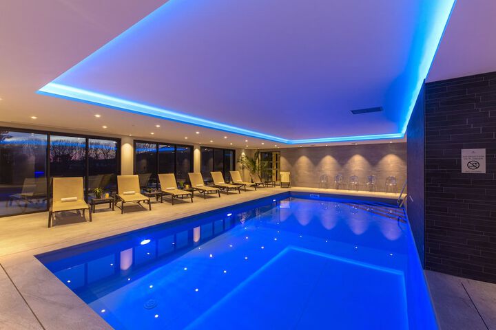 Pool 37 of 77