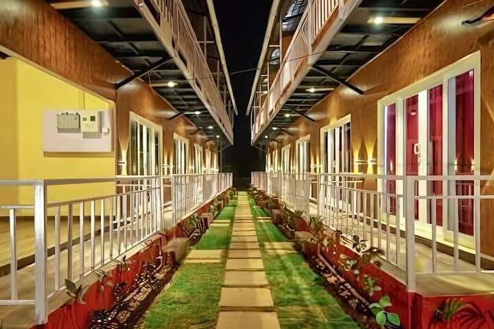 Hotel 33 of 45