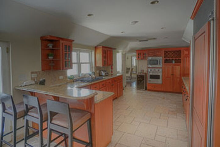 Room 15 of 27