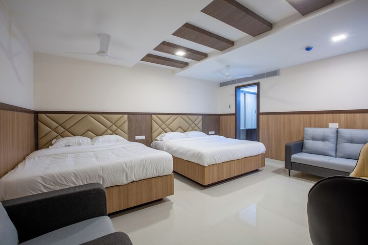 Room 6 of 50