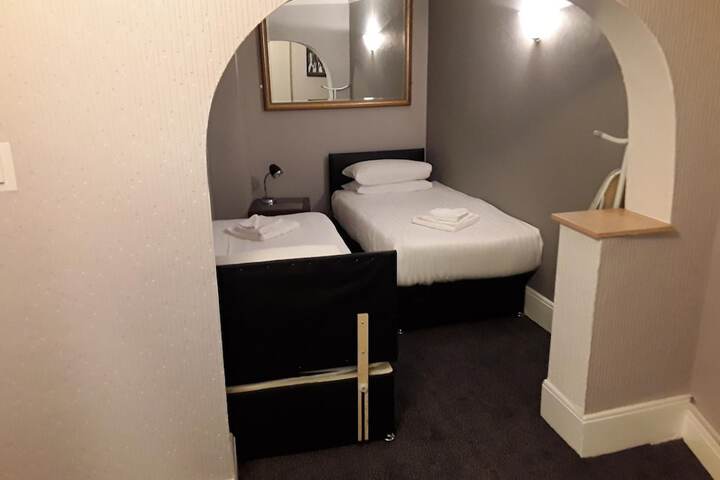 Room 18 of 41