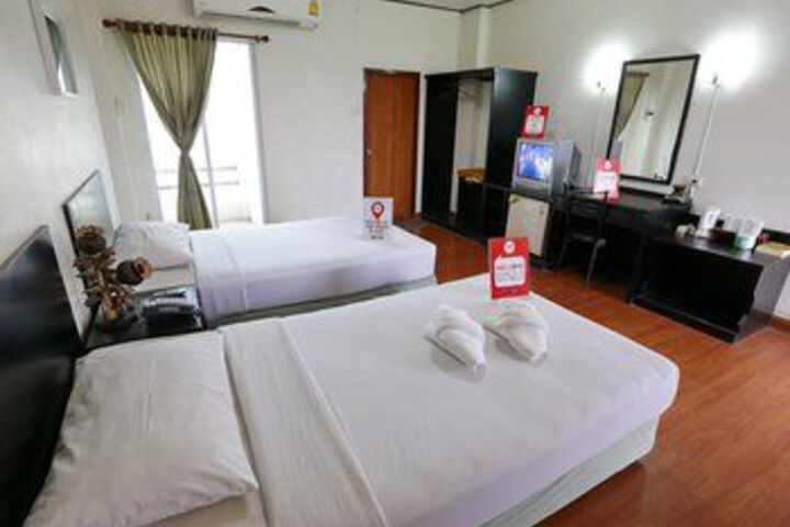 Room 8 of 24
