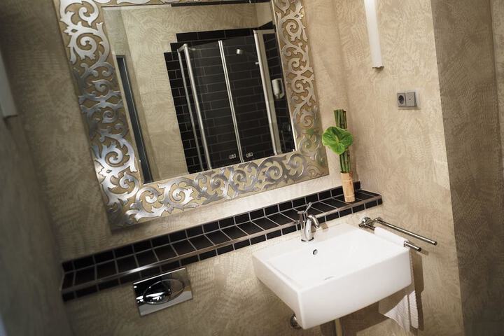 Clean Restrooms