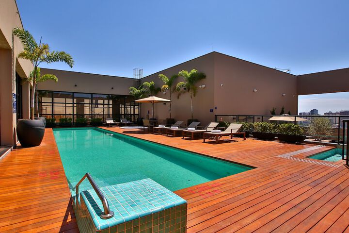 Pool 51 of 71