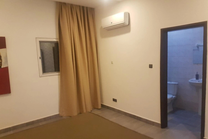 Room 3 of 11
