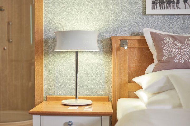 Room 21 of 110