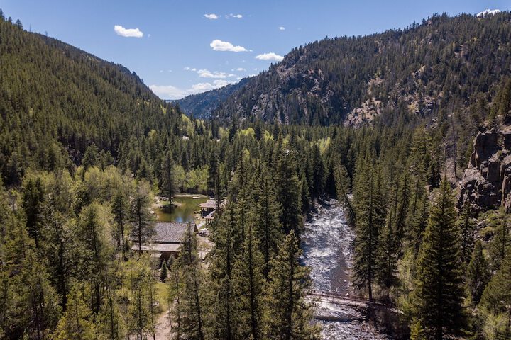 Hotel 7 of 105
