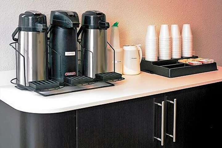 Breakfast/Coffee Service 40 of 42