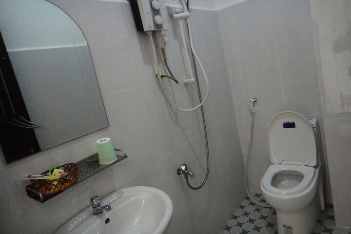 Room 16 of 23