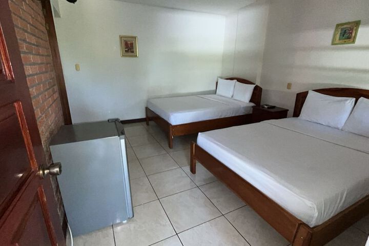 Room 26 of 84