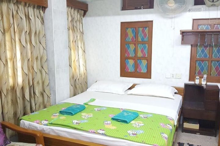 Room 20 of 63