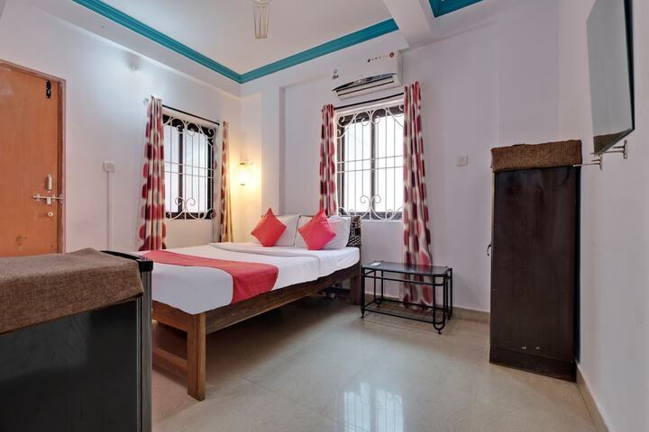Room 16 of 33