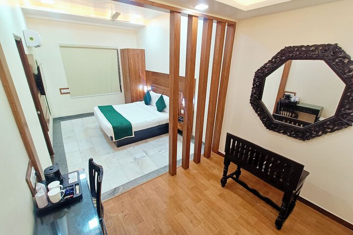 Room 13 of 71